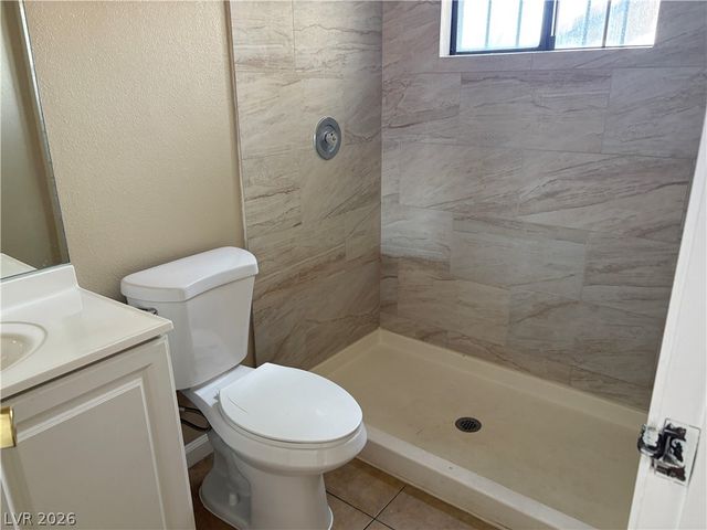 2080 Karen Avenue 17, Las Vegas, NV 89169