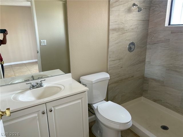 2080 Karen Avenue 17, Las Vegas, NV 89169
