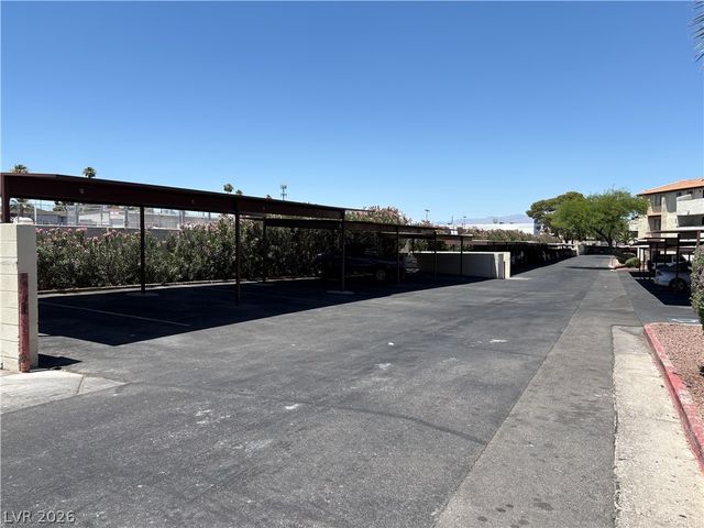2080 Karen Avenue 17, Las Vegas, NV 89169