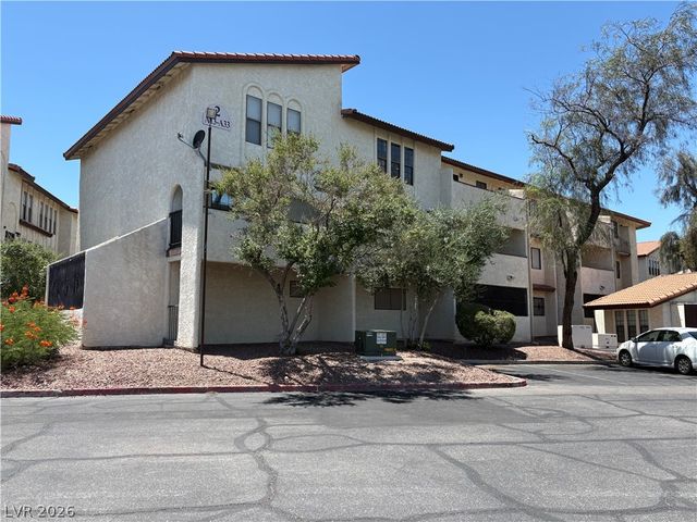 2080 Karen Avenue 17, Las Vegas, NV 89169