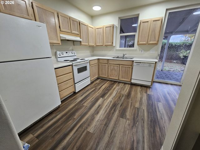 53 LAWRENCE St, Eugene, OR 97401