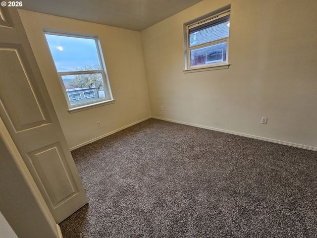 53 LAWRENCE St, Eugene, OR 97401