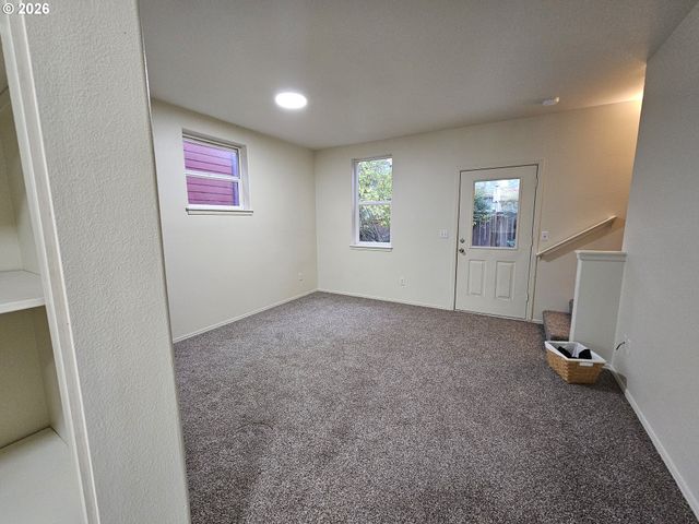 53 LAWRENCE St, Eugene, OR 97401
