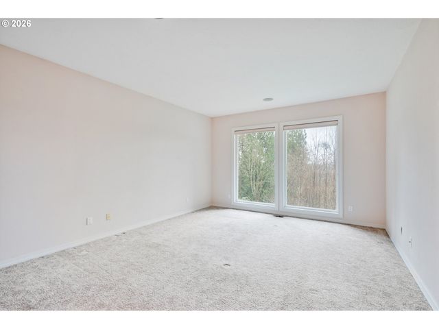 229 SUNSET Dr, Longview, WA 98632