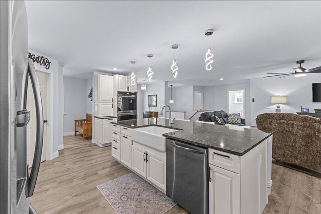 10 Hanley Road, Fairfax, VT 05454