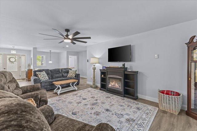 10 Hanley Road, Fairfax, VT 05454