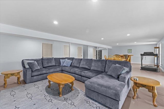 10 Hanley Road, Fairfax, VT 05454