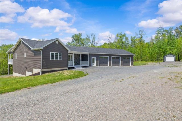 10 Hanley Road, Fairfax, VT 05454