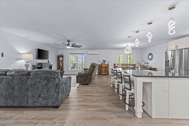 10 Hanley Road, Fairfax, VT 05454