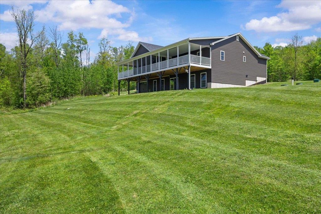 10 Hanley Road, Fairfax, VT 05454