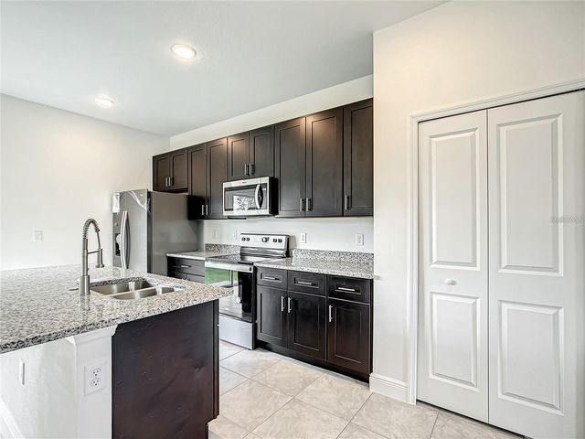 406 MARION OAKS TRAIL, Ocala, FL 34473