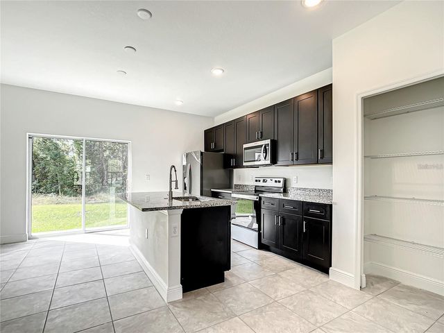 406 MARION OAKS TRAIL, Ocala, FL 34473