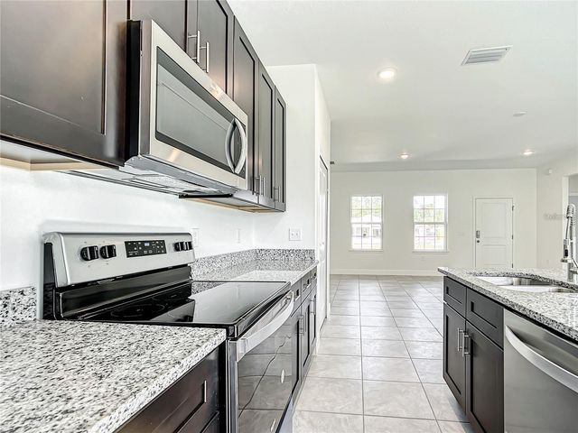 406 MARION OAKS TRAIL, Ocala, FL 34473