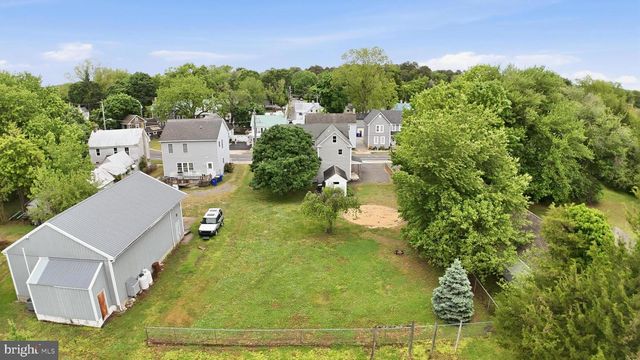 16 W DAVID ST, Frederica, DE 19946