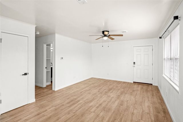 1715 W Olrich Street, Rogers, AR 72758