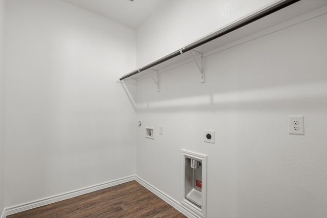 933 Rocket Plane Drive, Fort Worth, TX 76131