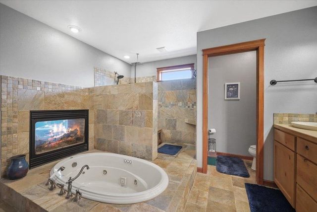 10018 N Moss Ln, Spokane, WA 99208