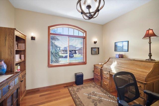 10018 N Moss Ln, Spokane, WA 99208