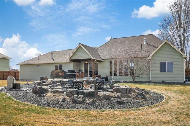 10018 N Moss Ln, Spokane, WA 99208