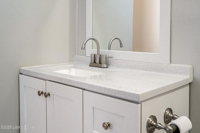 2344 W Muhammad Ali Blvd, Louisville, KY 40212