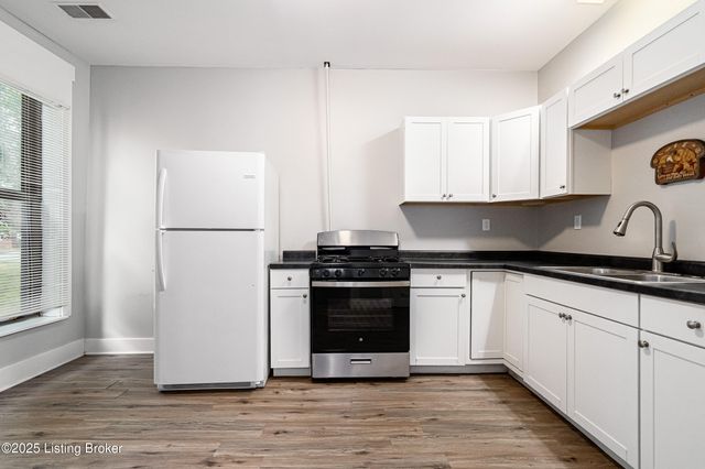 2344 W Muhammad Ali Blvd, Louisville, KY 40212