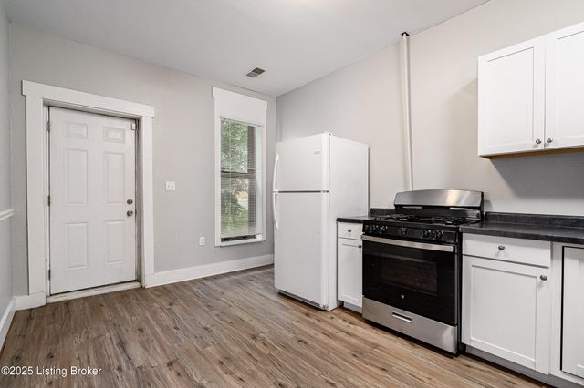 2344 W Muhammad Ali Blvd, Louisville, KY 40212