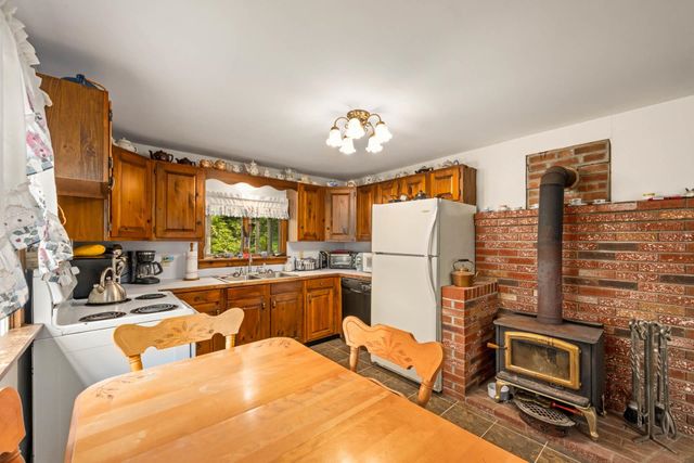 21 Sunset Lake Road, Greenfield, NH 03047