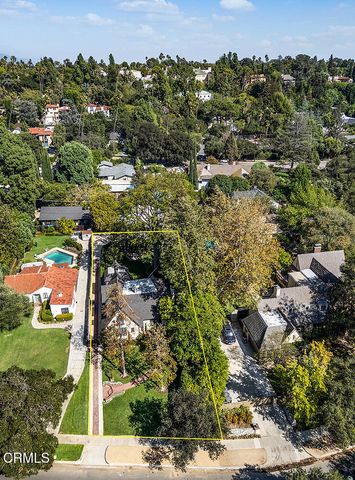 874 S Arroyo Boulevard, Pasadena, CA 91105