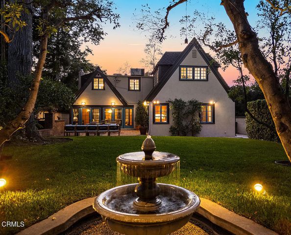 874 S Arroyo Boulevard, Pasadena, CA 91105