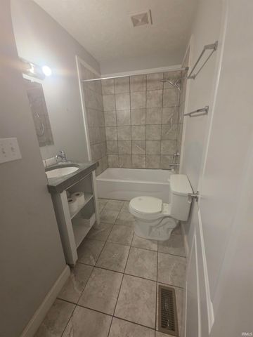 1028 R Street, Bedford, IN 47421