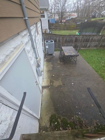 1028 R Street, Bedford, IN 47421