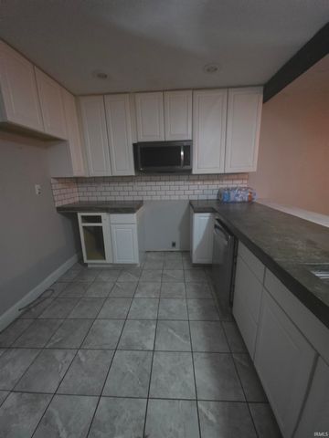 1028 R Street, Bedford, IN 47421