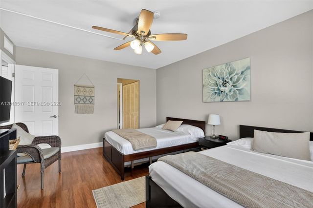 401 Golden Isles Dr 208, Hallandale Beach, FL 33009
