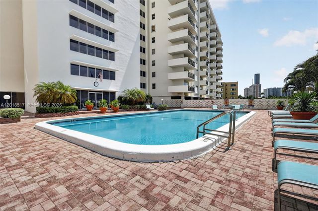 401 Golden Isles Dr 208, Hallandale Beach, FL 33009