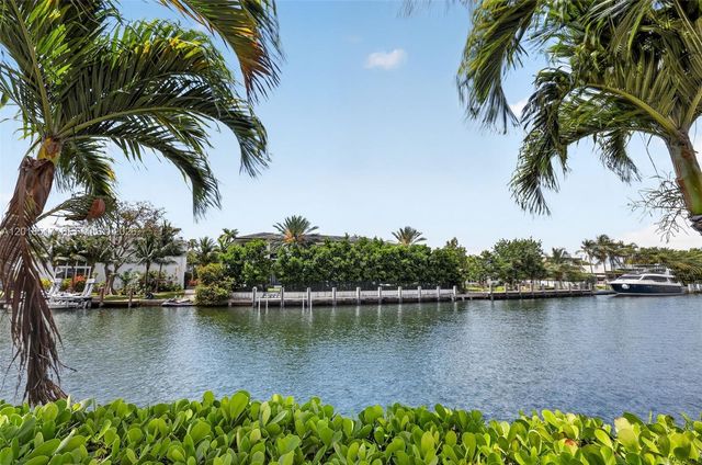 401 Golden Isles Dr 208, Hallandale Beach, FL 33009