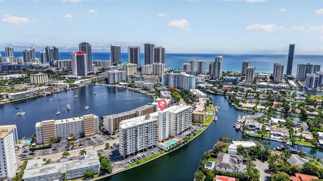 401 Golden Isles Dr 208, Hallandale Beach, FL 33009