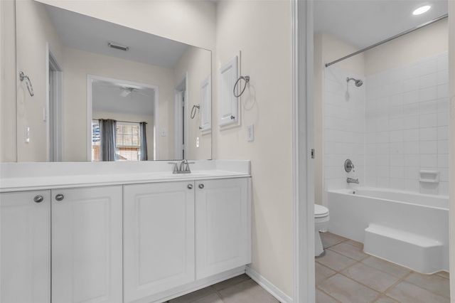 15 Scarlet Woods Court, The Woodlands, TX 77380