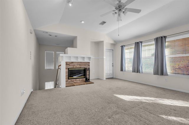 15 Scarlet Woods Court, The Woodlands, TX 77380