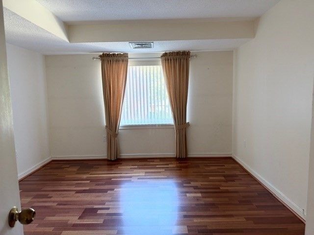 380 Place Lane 380, Woburn, MA 01801