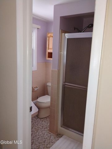 11 Sugar Plum Ridge, Clifton Park, NY 12065