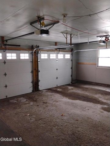 11 Sugar Plum Ridge, Clifton Park, NY 12065