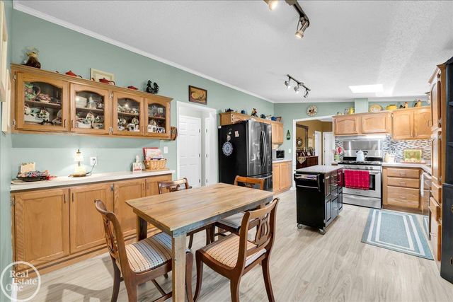 1856 S Allen Road, Saint Clair, MI 48079