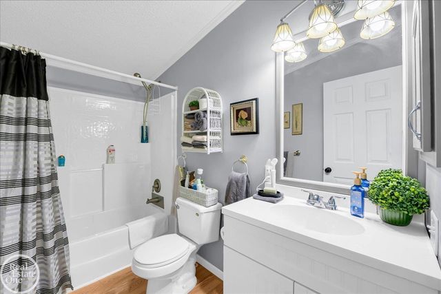 1856 S Allen Road, Saint Clair, MI 48079