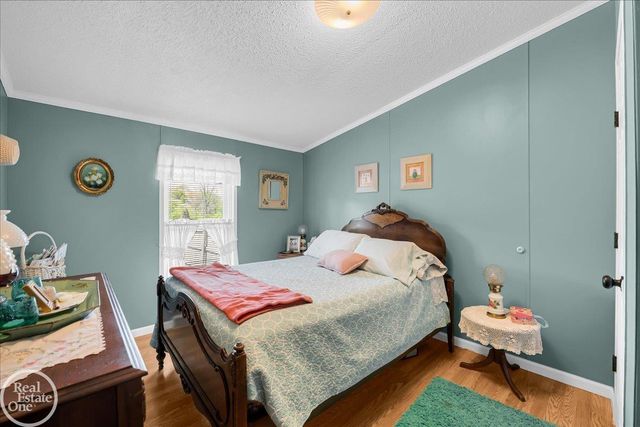 1856 S Allen Road, Saint Clair, MI 48079