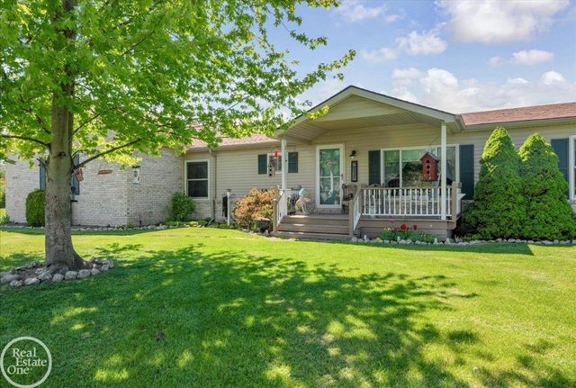 1856 S Allen Road, Saint Clair, MI 48079
