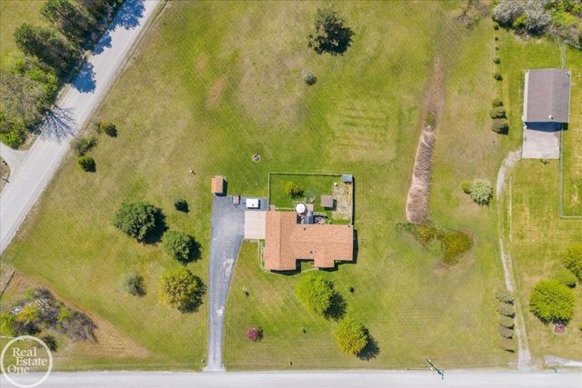 1856 S Allen Road, Saint Clair, MI 48079