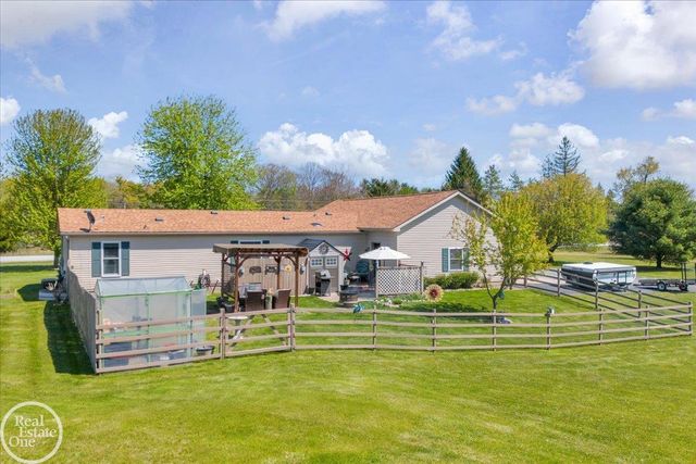 1856 S Allen Road, Saint Clair, MI 48079