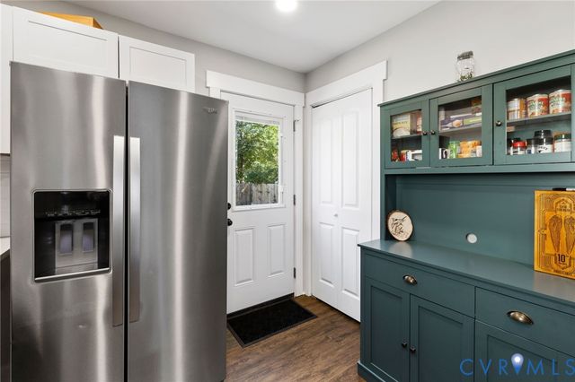 911 Hill Top Dr, Richmond, VA 23225