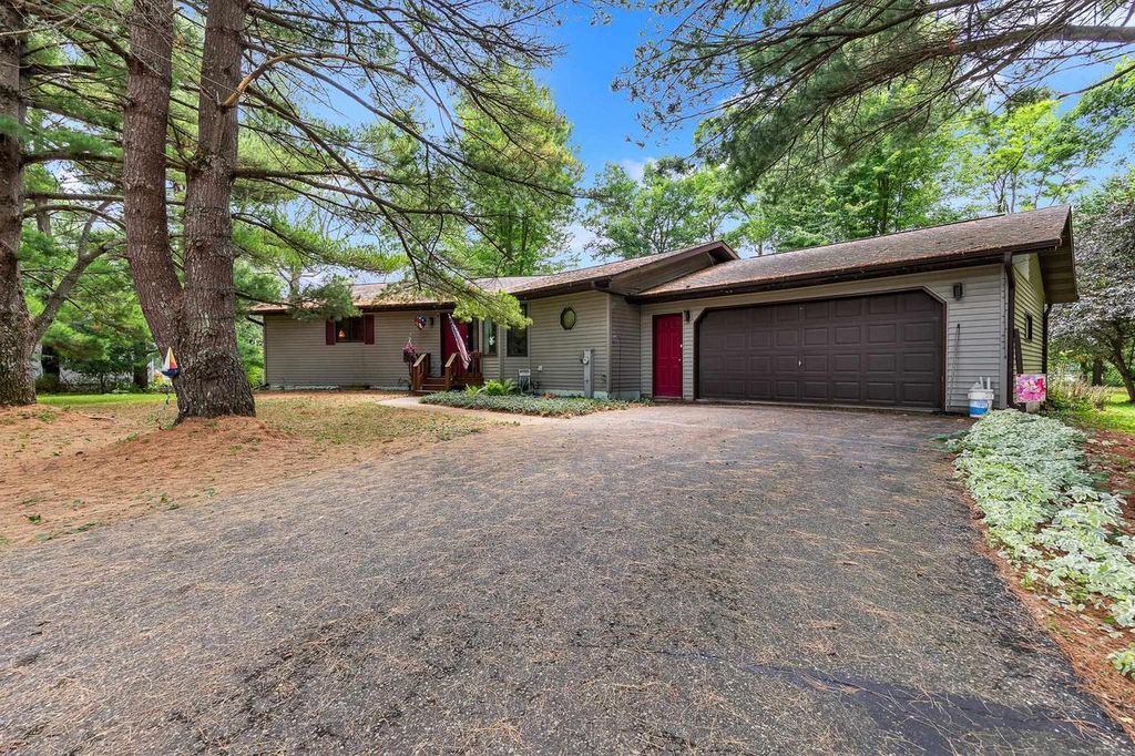 1141 Czech Pass, Friendship, WI 53934