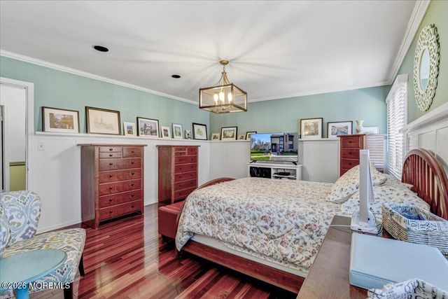 5 Chelsea Court, Parlin, NJ 08859